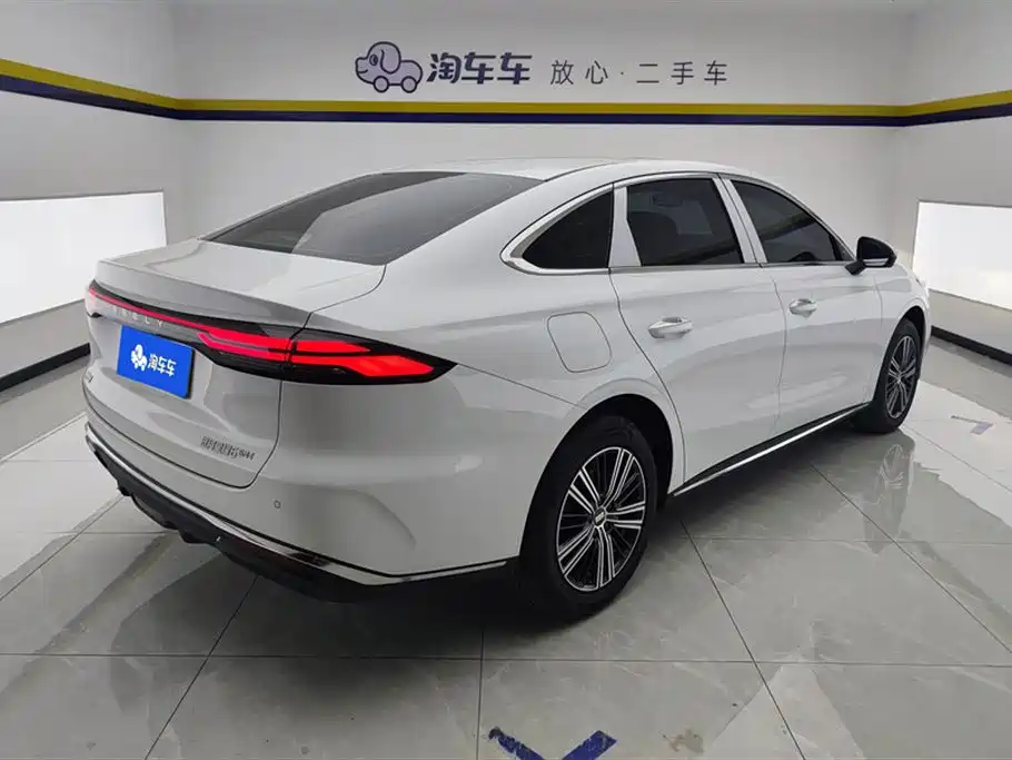 Geely Galaxy Galaxy 6 6 2026 125km +