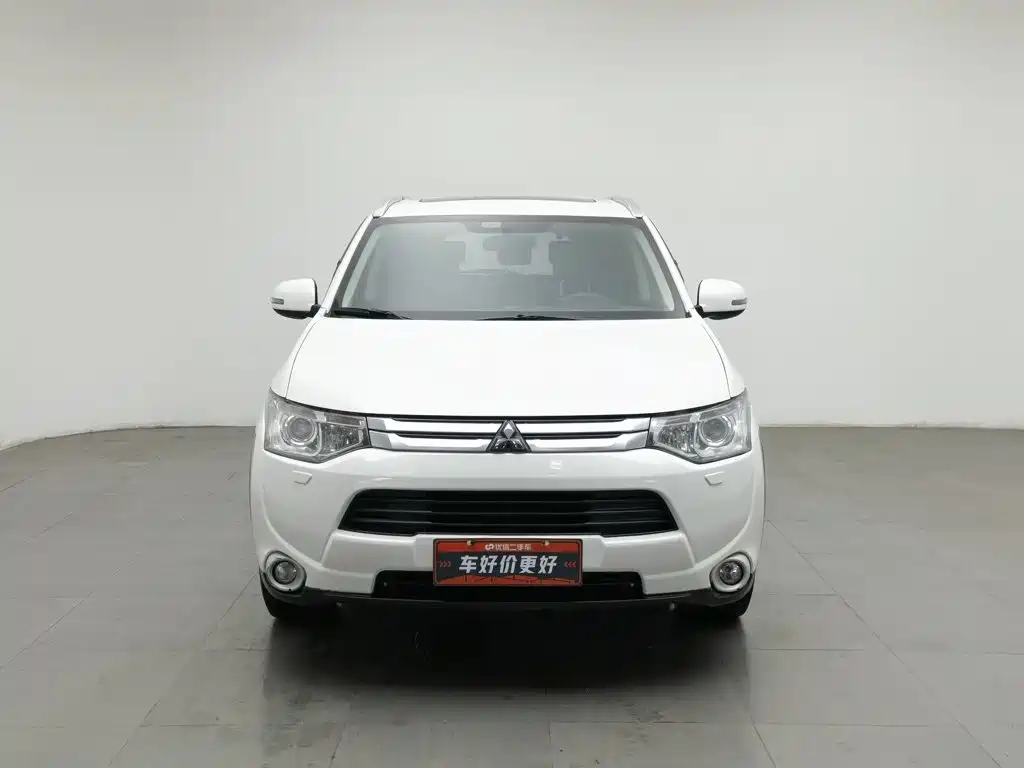 Mitsubishi Outlander (Import) — миниатюра 3