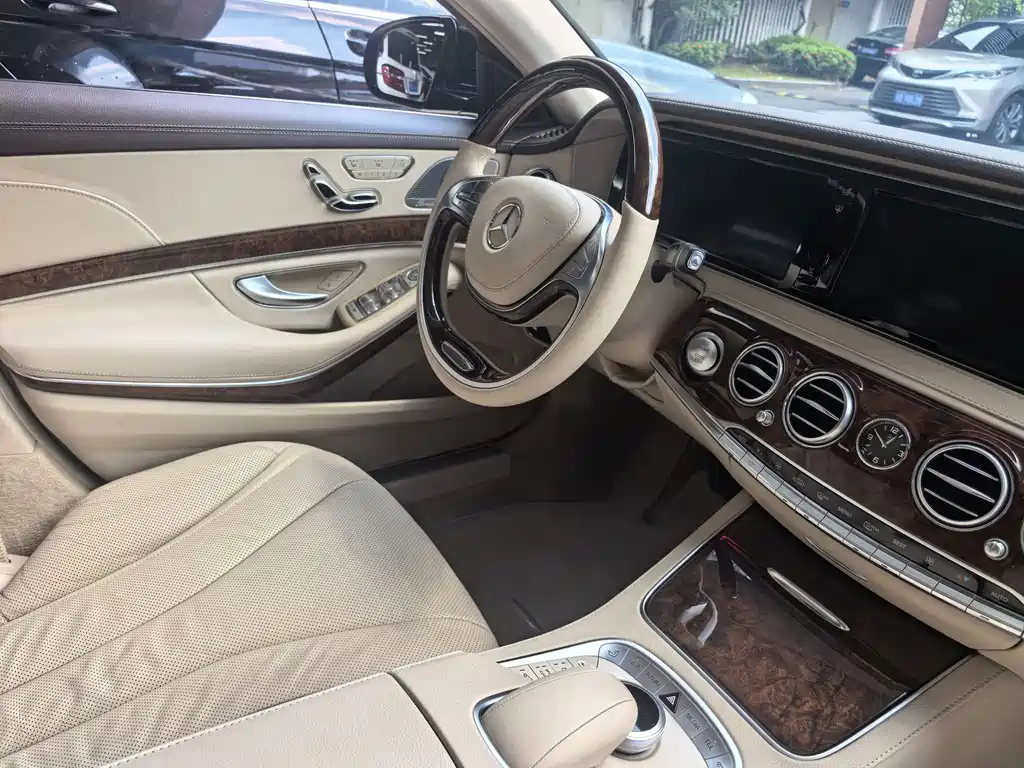 Mercedes-Benz S-Class — миниатюра 3