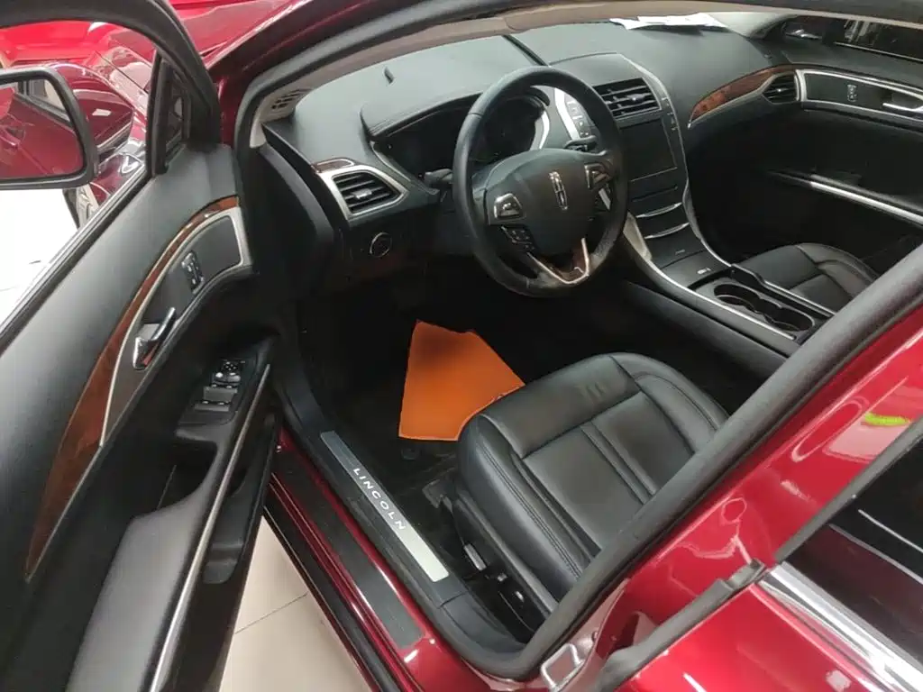 Lincoln MKZ — миниатюра 16