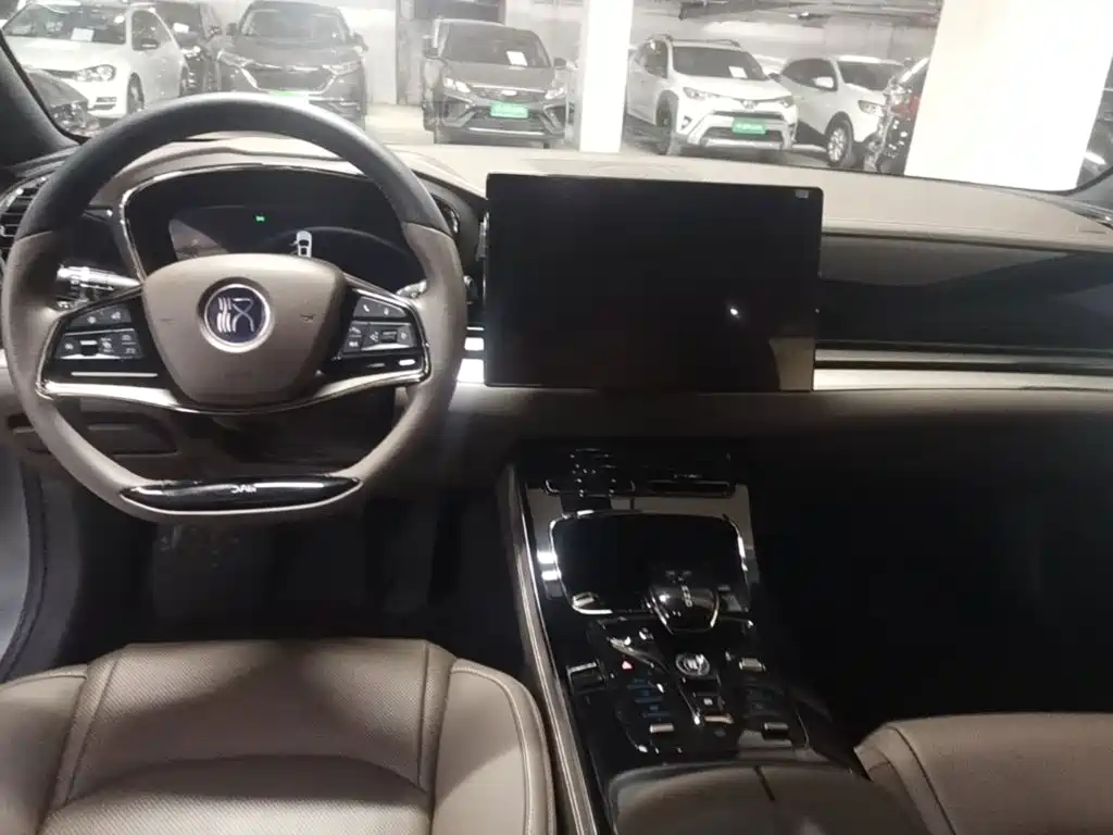 BYD Han — миниатюра 5