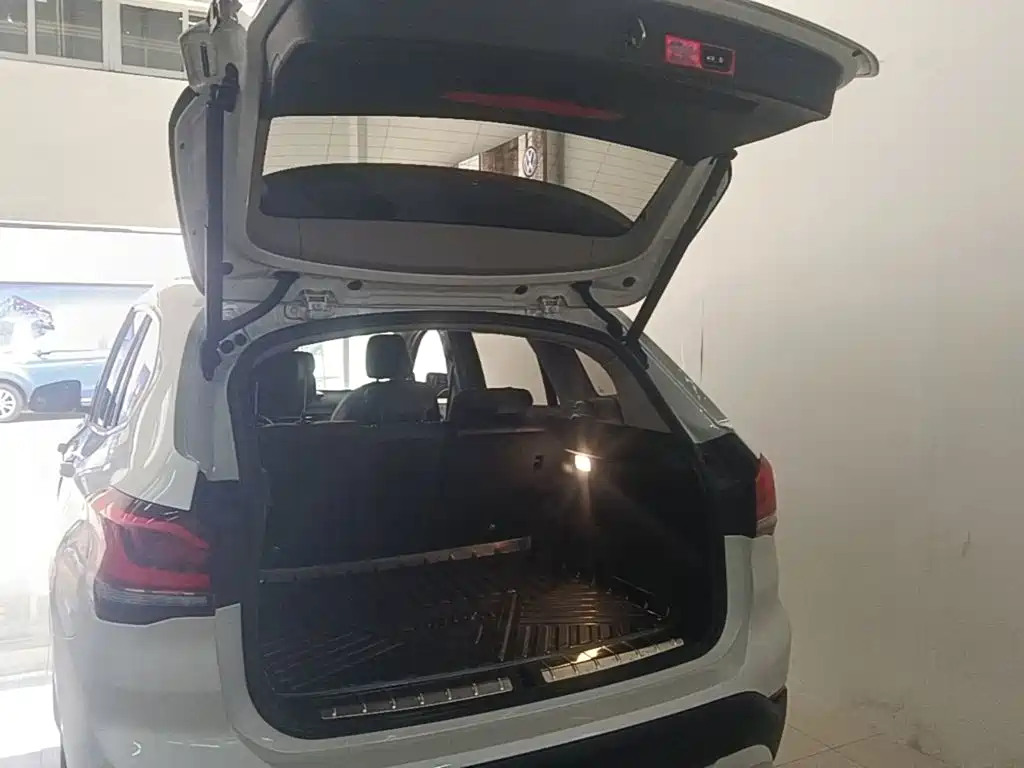 BMW X1 — миниатюра 19
