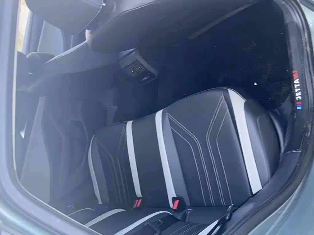 Jetta VA7 — миниатюра 18