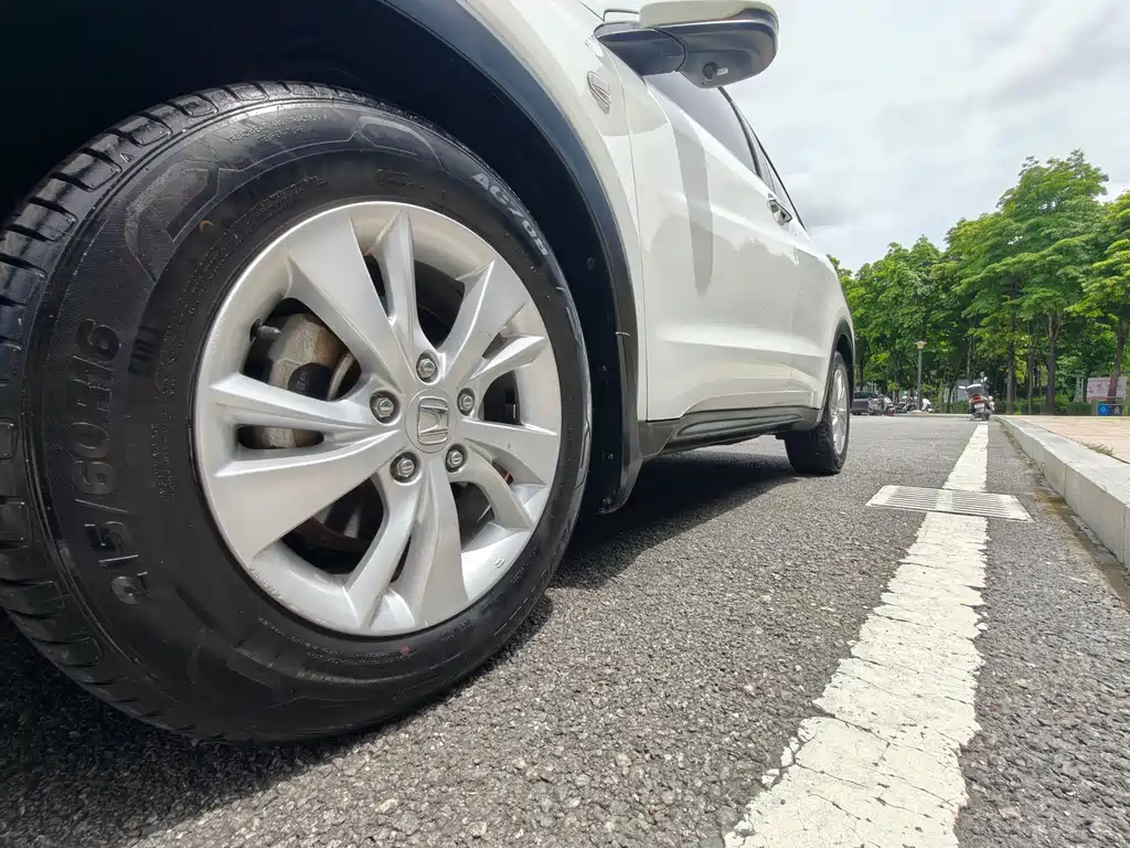 Honda Vezel 2017 1.8L CVT Elite