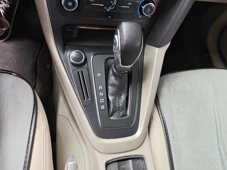 Ford Focus — миниатюра 16