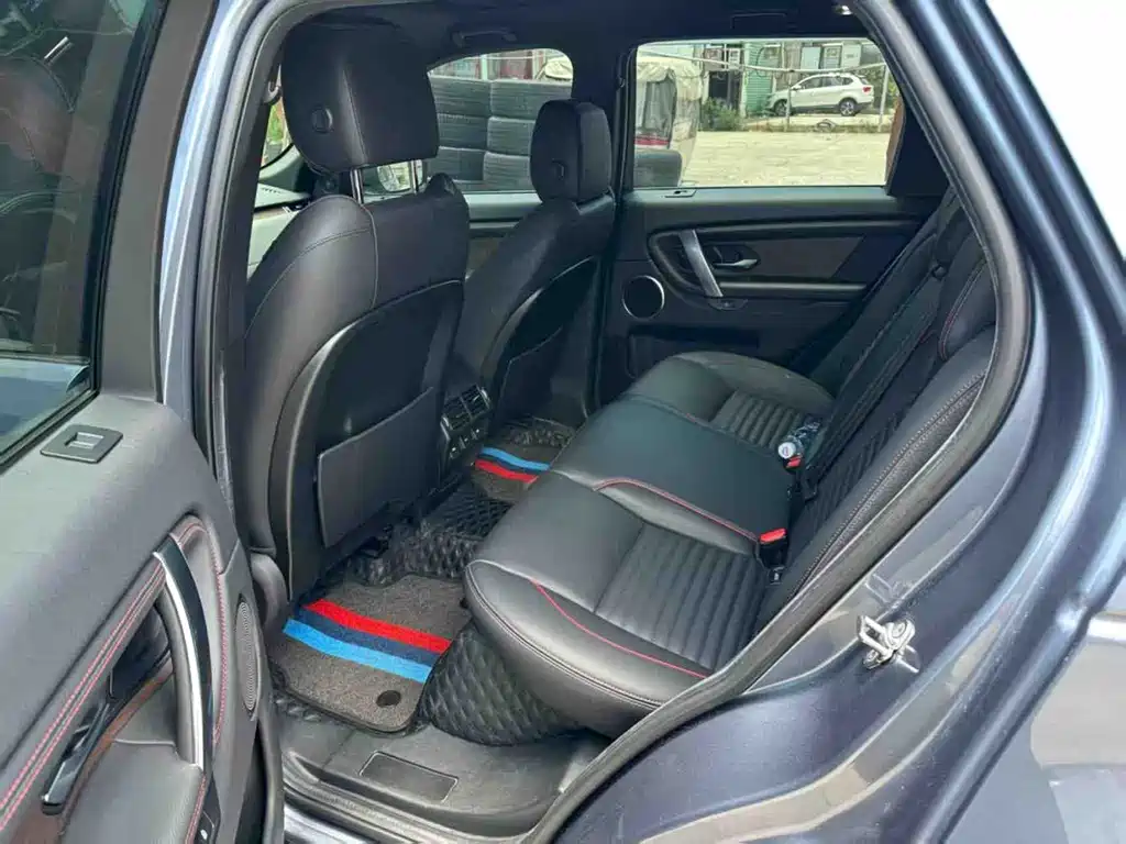 Land Rover Discovery Sport — миниатюра 6