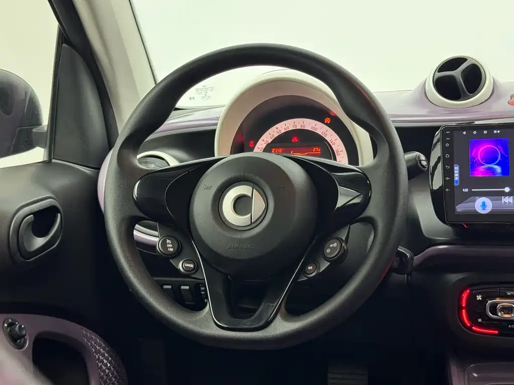 smart Smart Fortwo — миниатюра 9