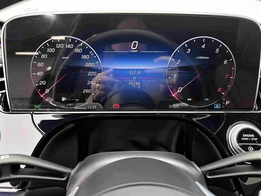 Mercedes-Benz E-Class — миниатюра 11