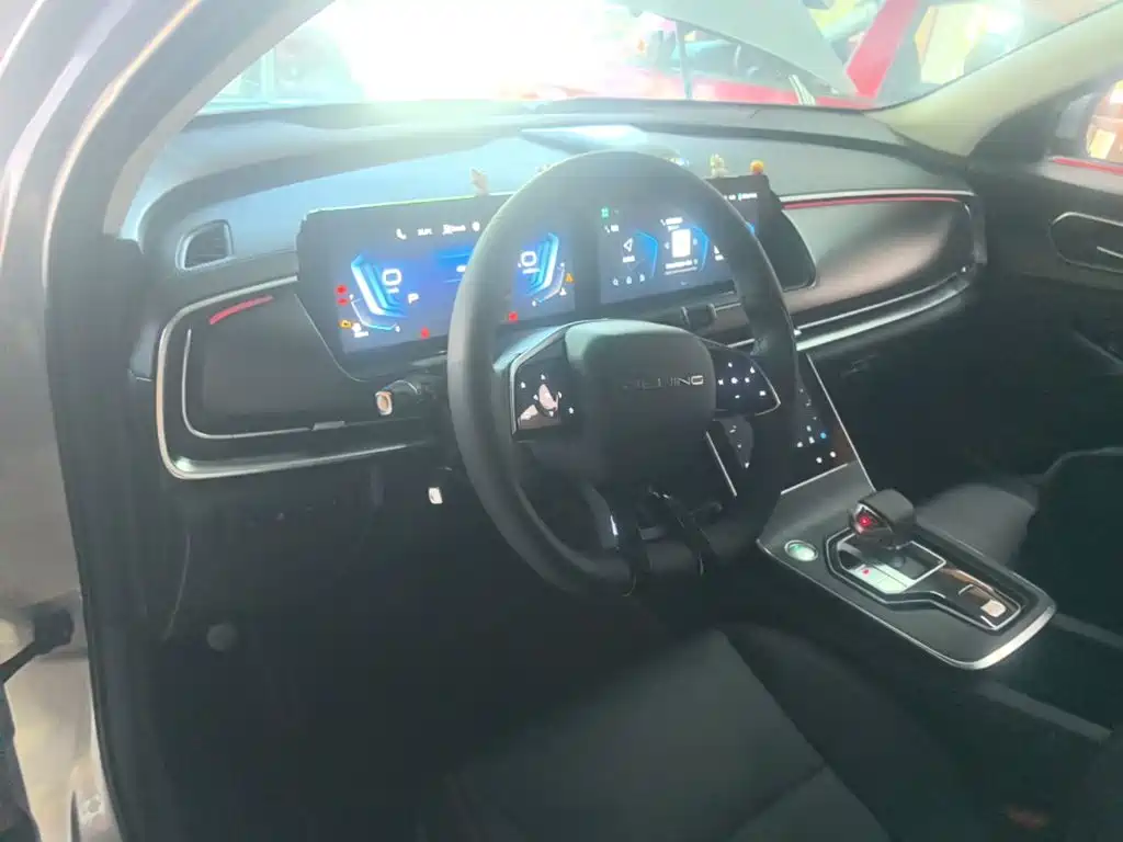BAIC X7 — миниатюра 10