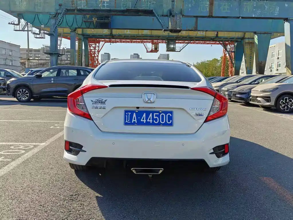 Honda Civic — миниатюра 5