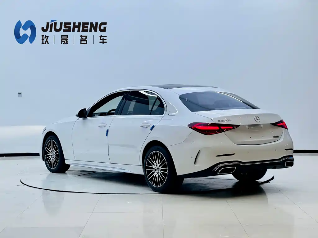 Mercedes-Benz C-Class — миниатюра 4