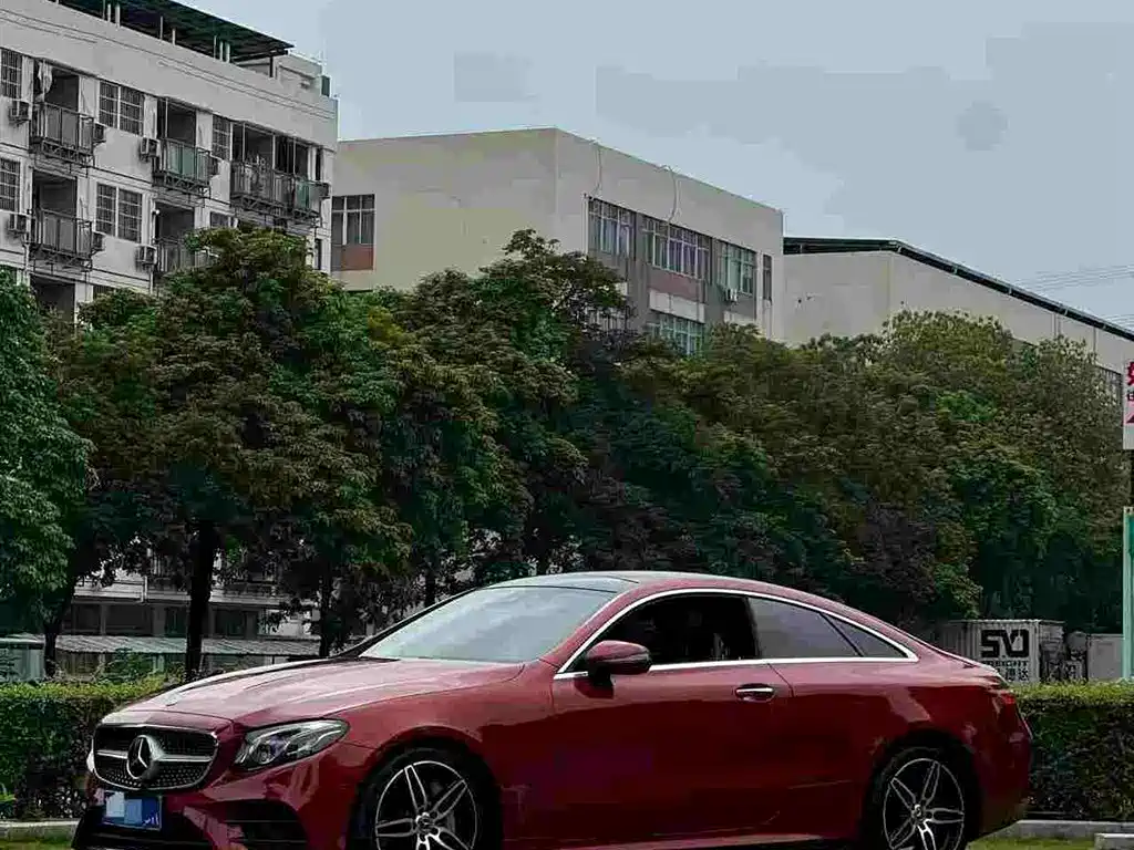 Mercedes-Benz E-Class (Import) — миниатюра 2