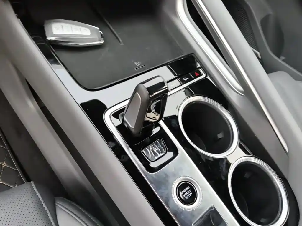 Geely Boyue — миниатюра 14