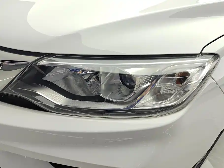 Geely Vision — миниатюра 5