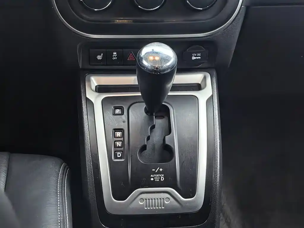 Jeep Compass (Import) — миниатюра 13