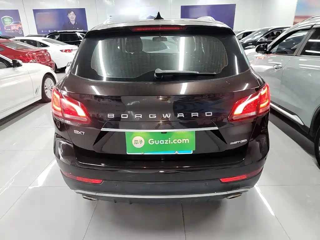Borgward BX7 — миниатюра 6