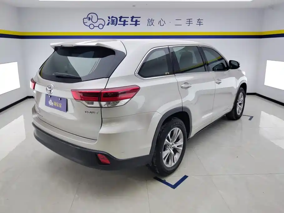 Toyota Highlander — миниатюра 3