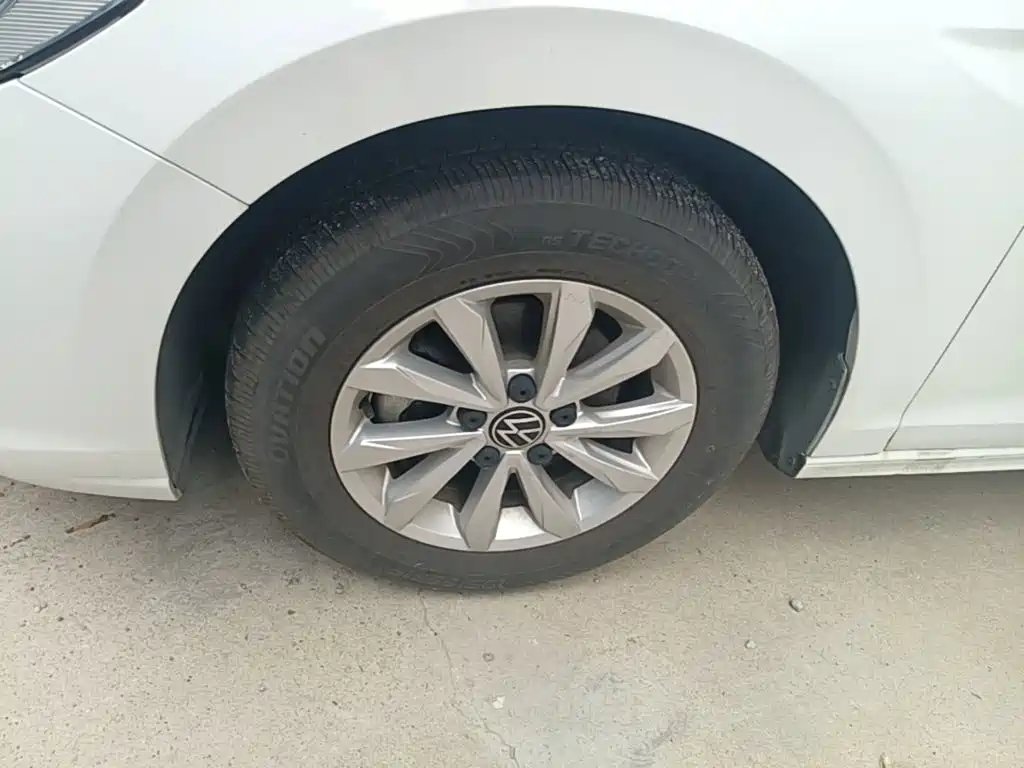 Volkswagen Bora — миниатюра 23