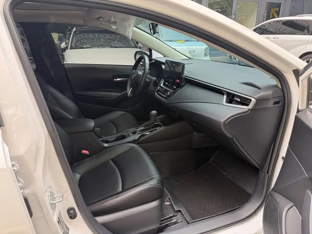 Toyota Corolla — миниатюра 10