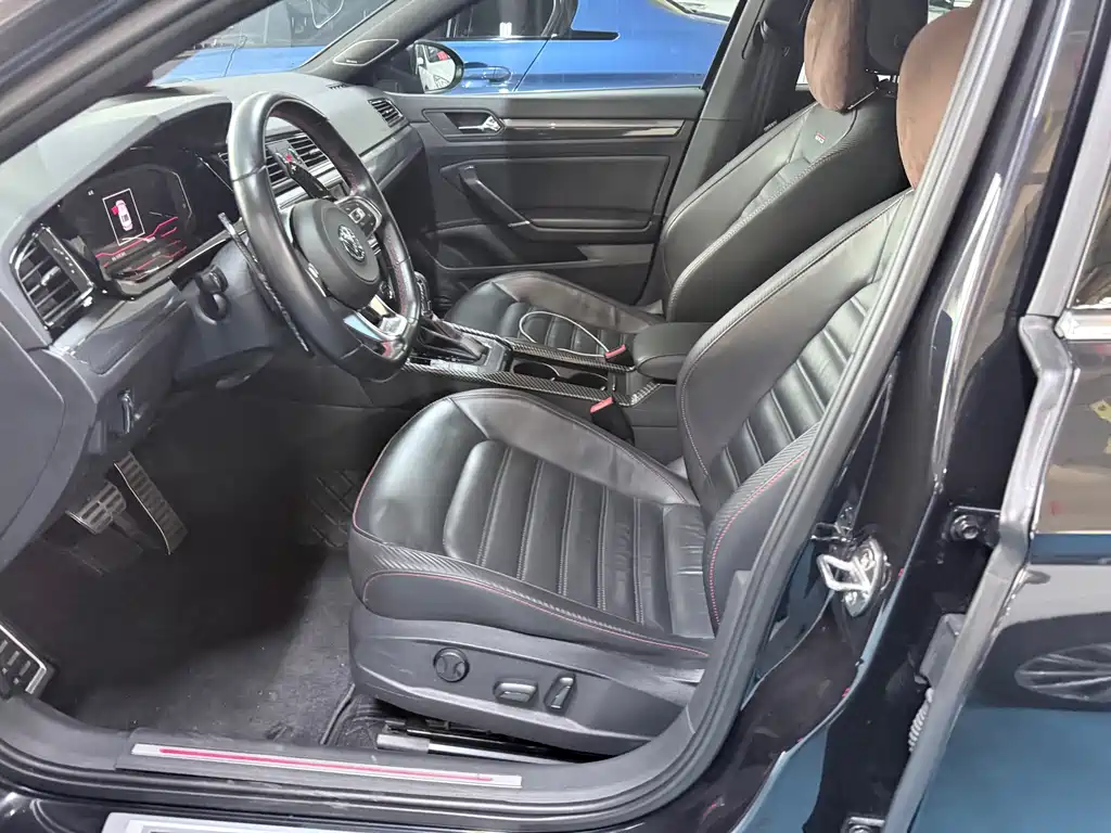 Volkswagen Lamando — миниатюра 8
