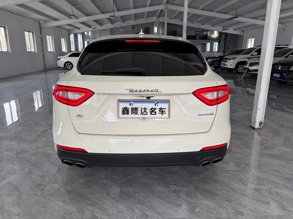 Maserati Levante — миниатюра 5