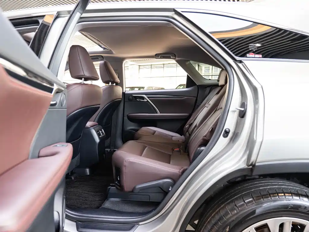 Lexus RX — миниатюра 10