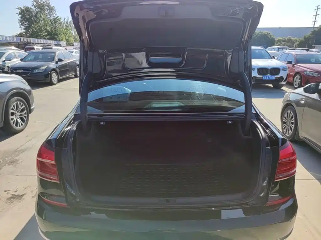 Volkswagen Passat — миниатюра 19