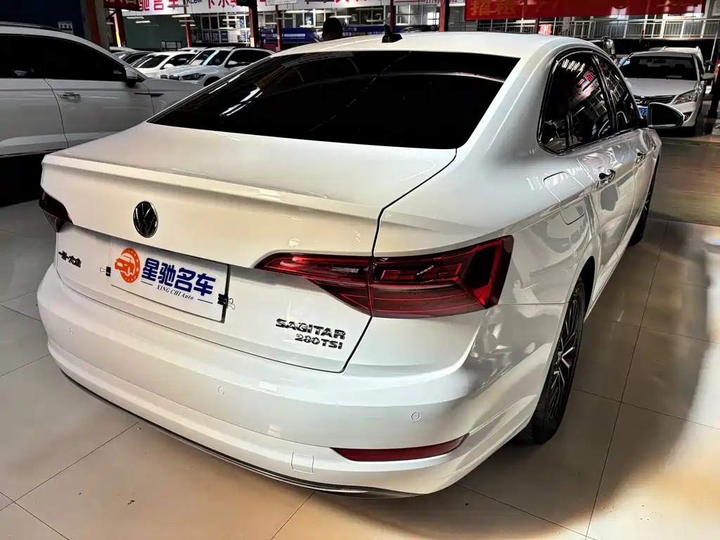 Volkswagen Sagitar — миниатюра 12
