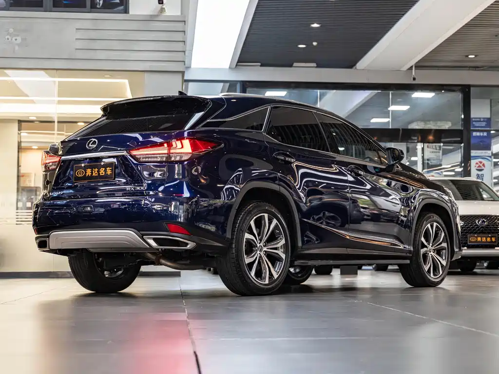 Lexus RX — миниатюра 3