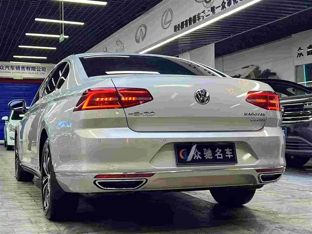 Volkswagen Magotan 2017 330TSI DSG Luxury
