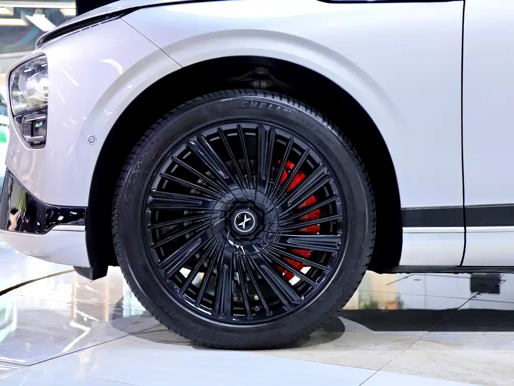 XPeng G9 — миниатюра 8