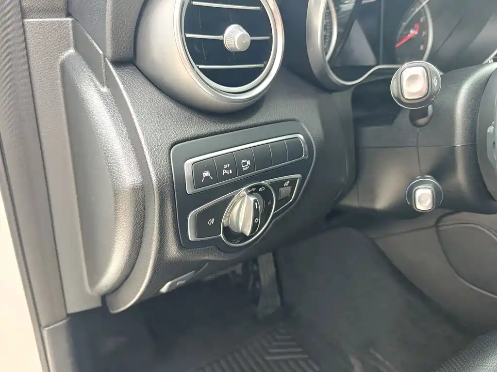 Mercedes-Benz GLC — миниатюра 6
