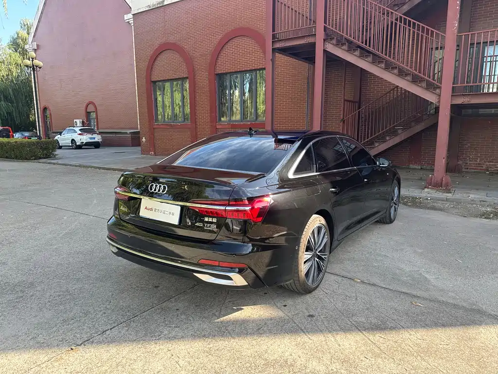 Audi A6L — миниатюра 6
