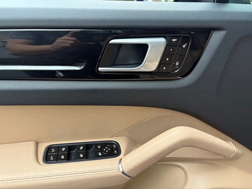 Porsche Cayenne 2019 Cayenne 3.0T