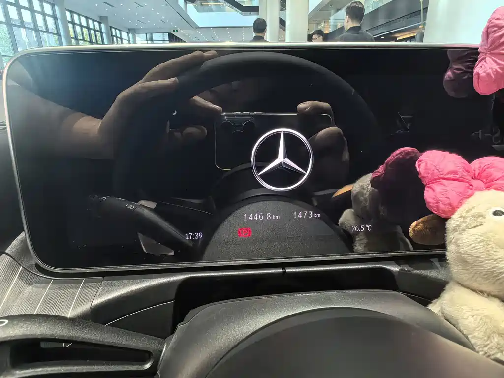 Mercedes-Benz C-Class — миниатюра 2