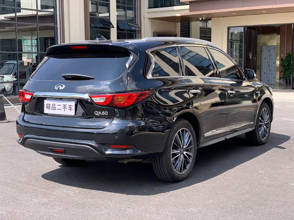 Infiniti QX60 (Import) — миниатюра 4