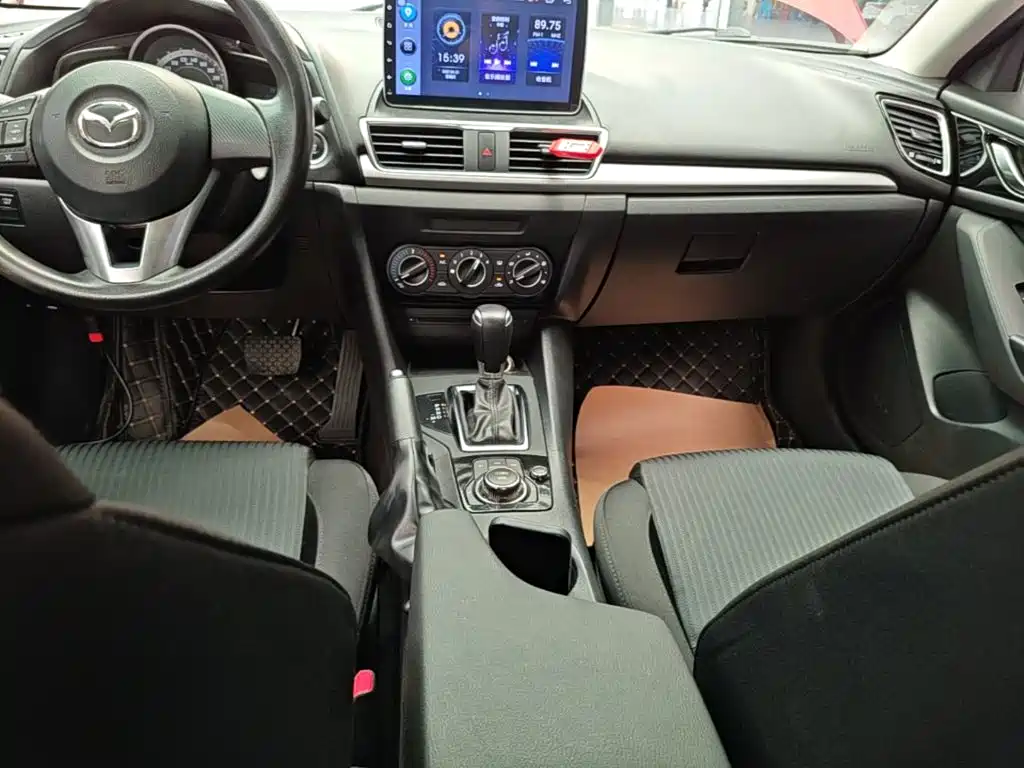 Mazda 3 Axela — миниатюра 13