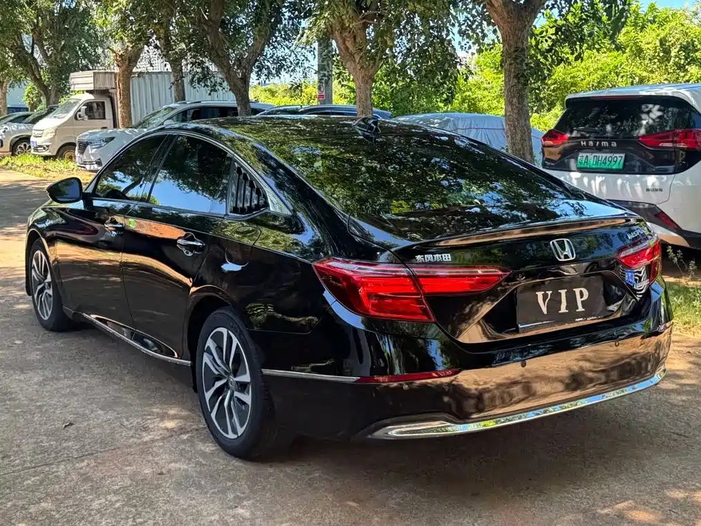 Honda Inspire — миниатюра 5