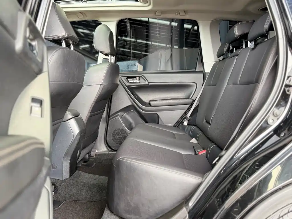 Subaru Forester — миниатюра 8