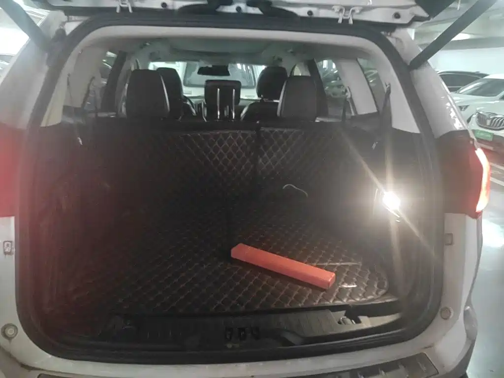 Ford Edge — миниатюра 15