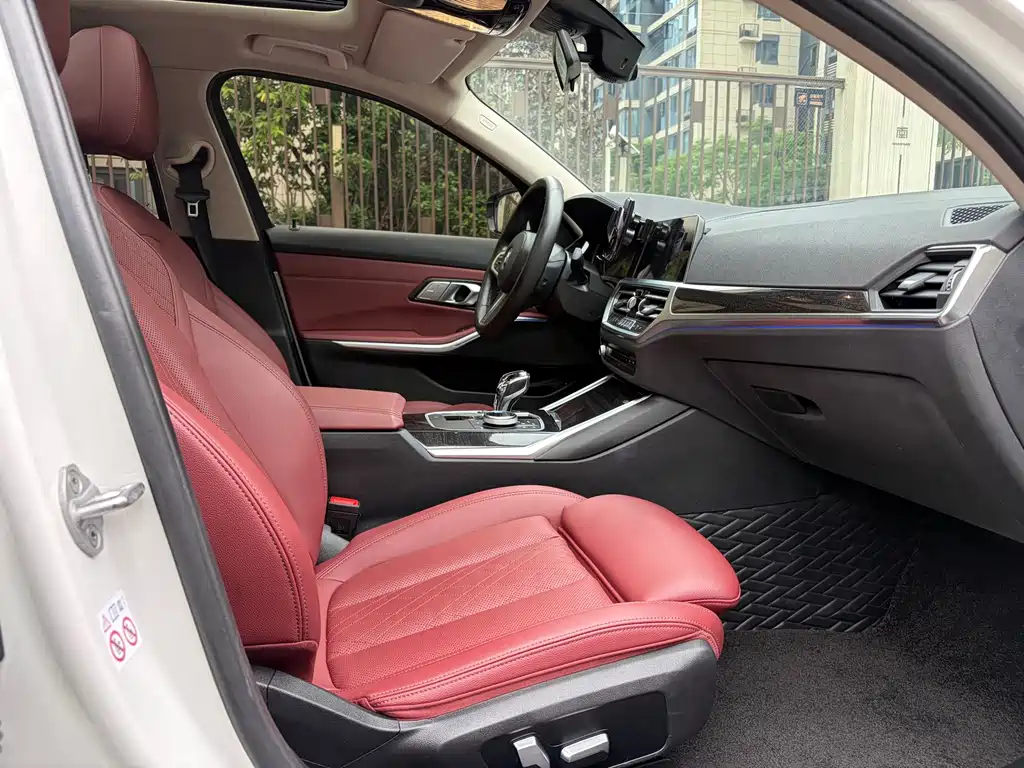 BMW 3 Series — миниатюра 15