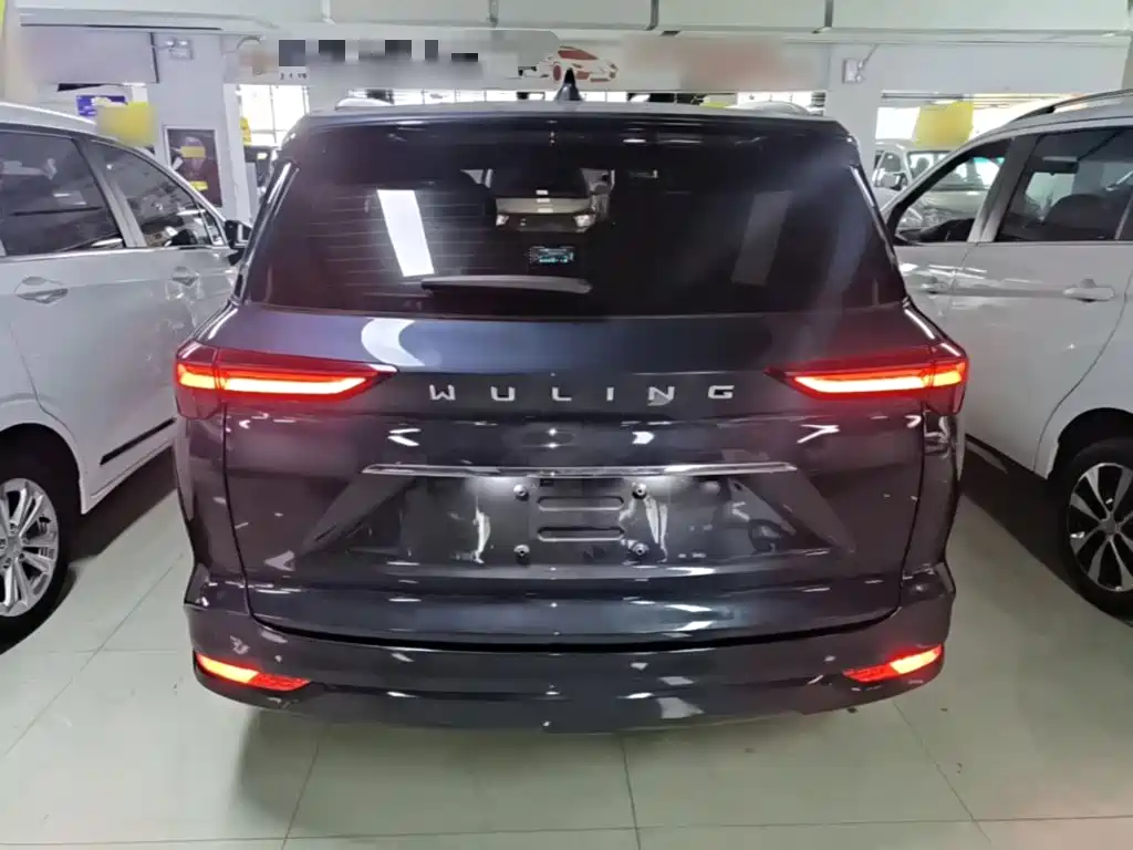 Wuling Victory — миниатюра 6