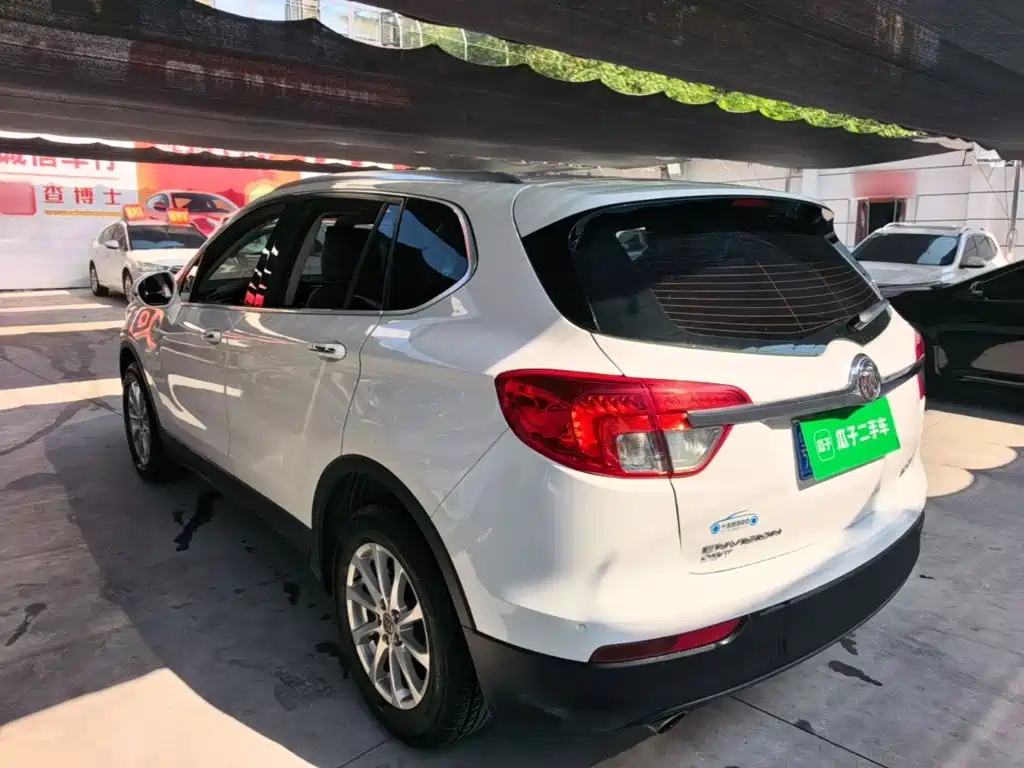 Buick Envision Plus — миниатюра 5