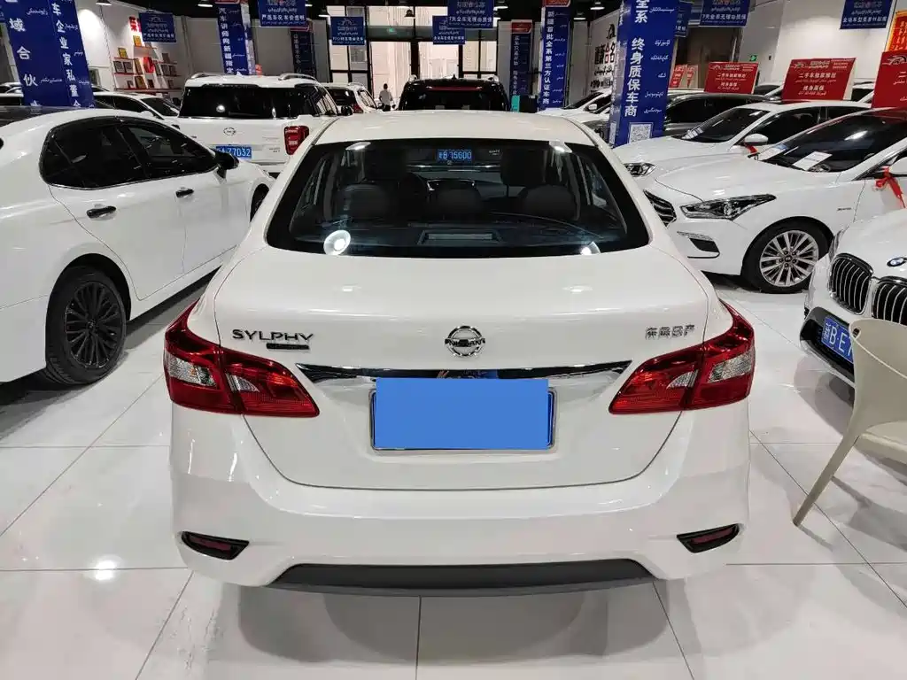 Nissan Sylphy — миниатюра 8