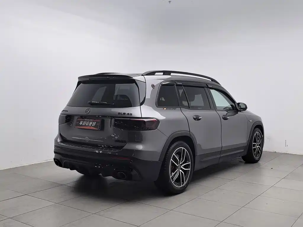Mercedes-Benz GLB AMG — миниатюра 2