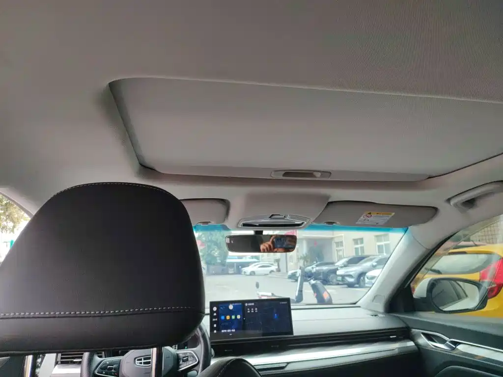 Geely L HiP — миниатюра 9