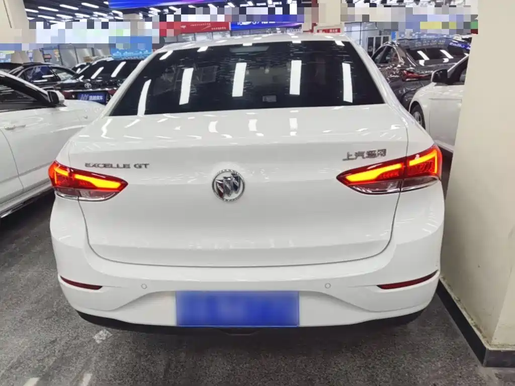 Buick Excelle — миниатюра 6