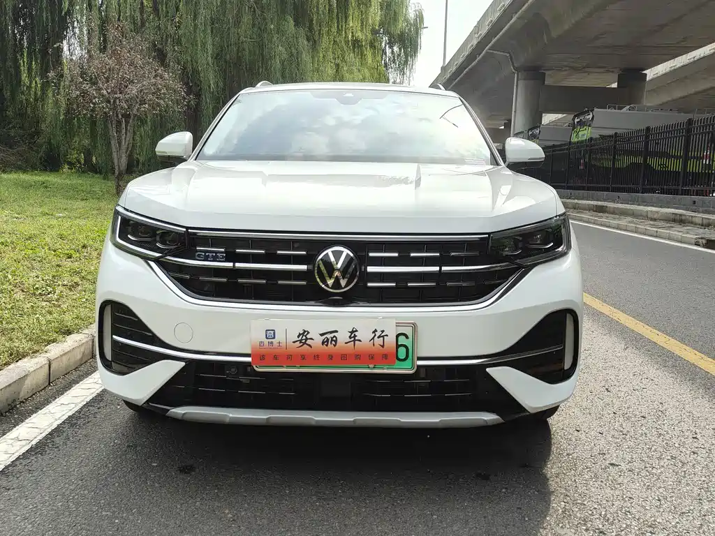 Volkswagen Tayron GTE — миниатюра 3