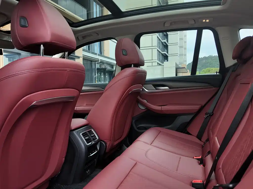 BMW X3 — миниатюра 9