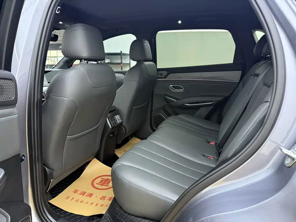 BYD L DM-i — миниатюра 6